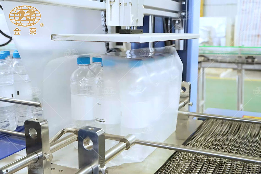 直列式膜包機(jī)-2